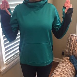 Nike fleece pullover